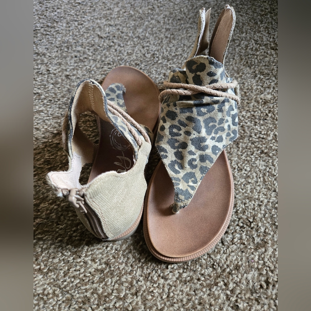 Leopard print sandals